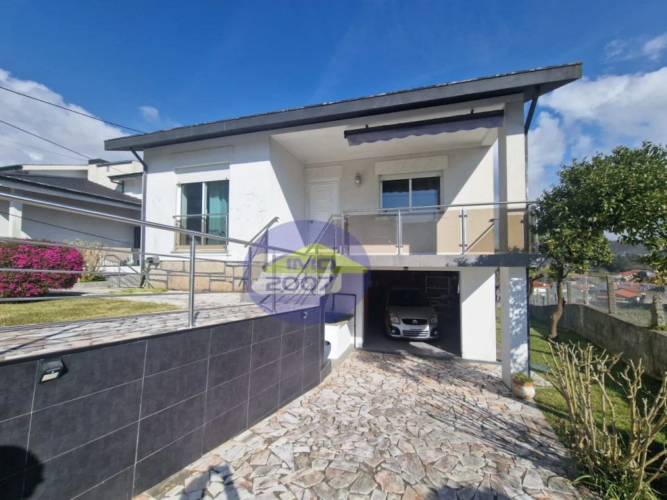 Moradia T4 para Venda em Lourosa Foto 29