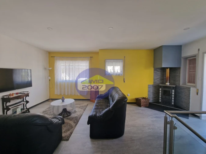 Moradia T4 para Venda em Lourosa Foto 16