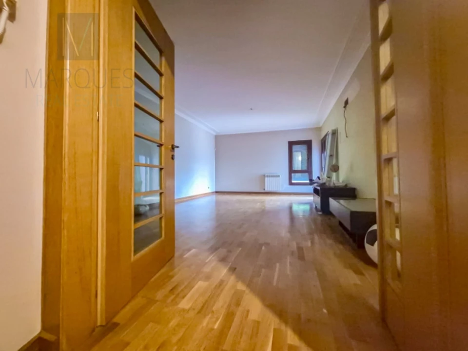 Apartamento T2 para Venda em Vila Franca de Xira Foto 5