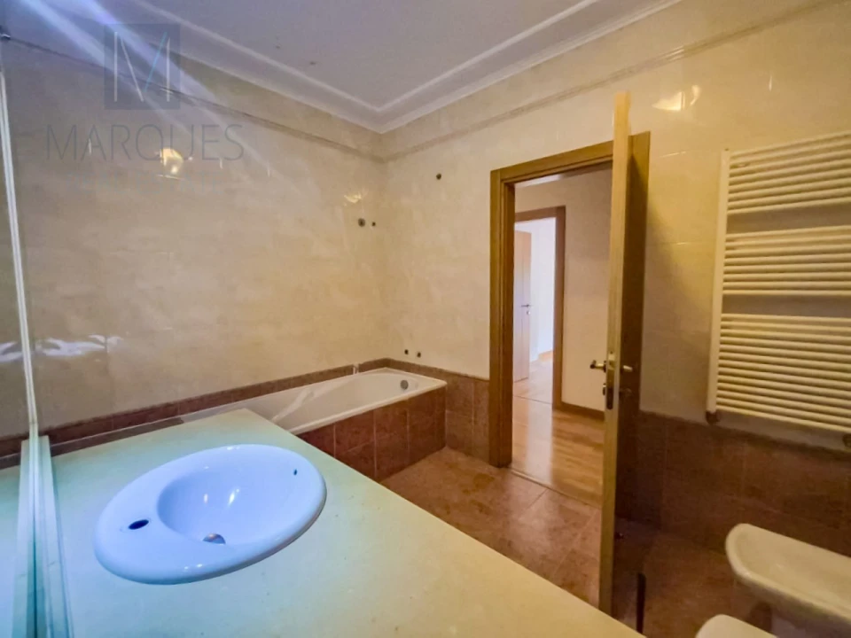 Apartamento T2 para Venda em Vila Franca de Xira Foto 10