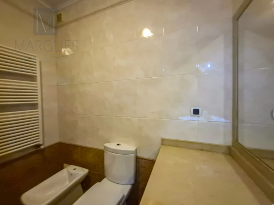 Apartamento T2 para Venda em Vila Franca de Xira Foto 11