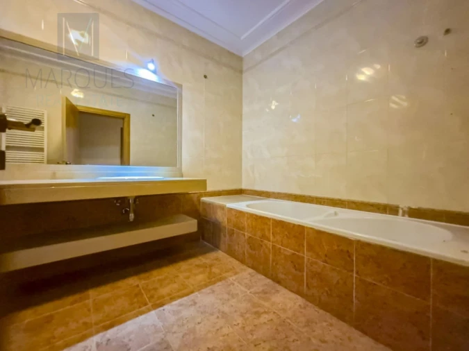 Apartamento T2 para Venda em Vila Franca de Xira Foto 9