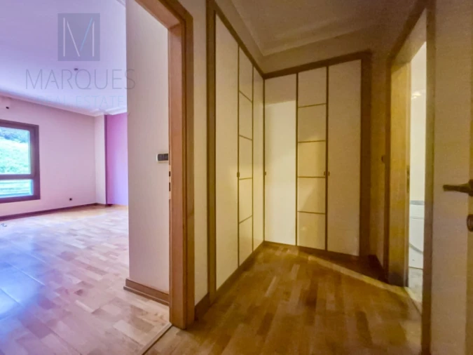 Apartamento T2 para Venda em Vila Franca de Xira Foto 14