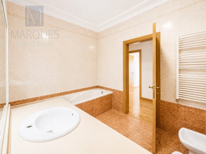 Apartamento T2 para Venda em Vila Franca de Xira Foto 10