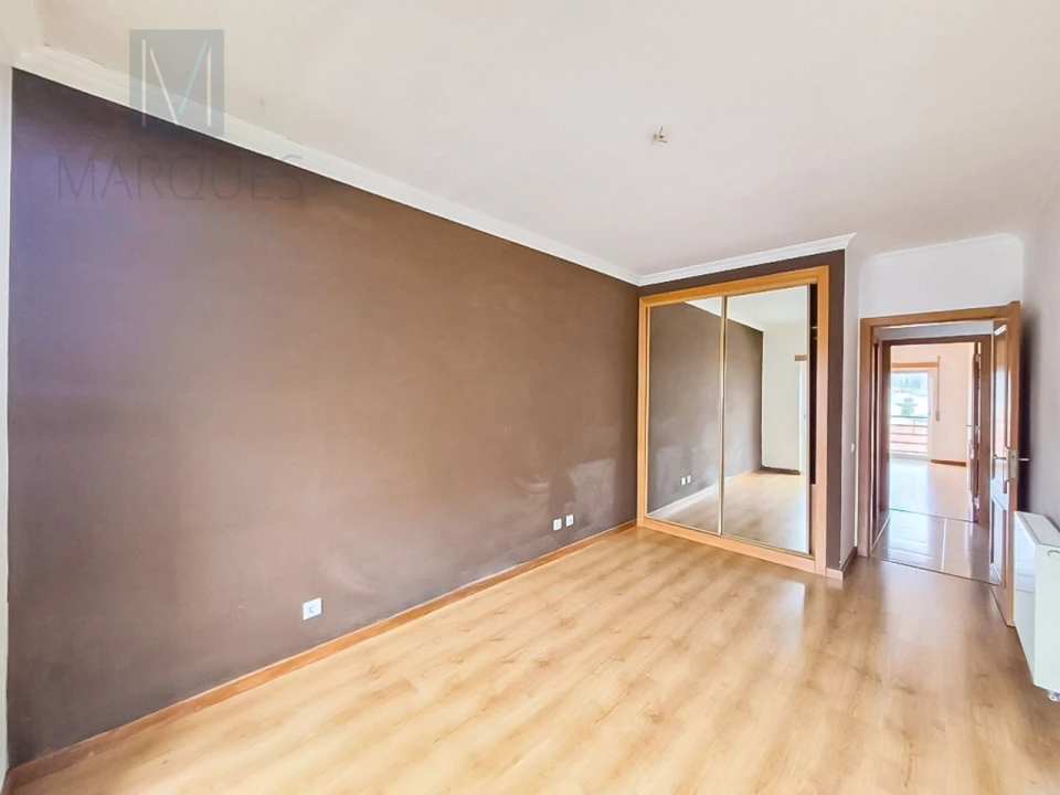 Apartamento T2 para Venda em Laranjeiro e Feijó Foto 11