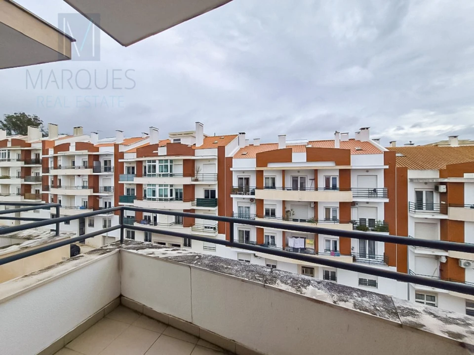 Apartamento T2 para Venda em Laranjeiro e Feijó Foto 17