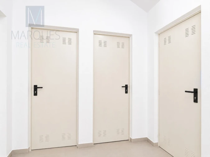 Apartamento T2 para Venda em Laranjeiro e Feijó Foto 17