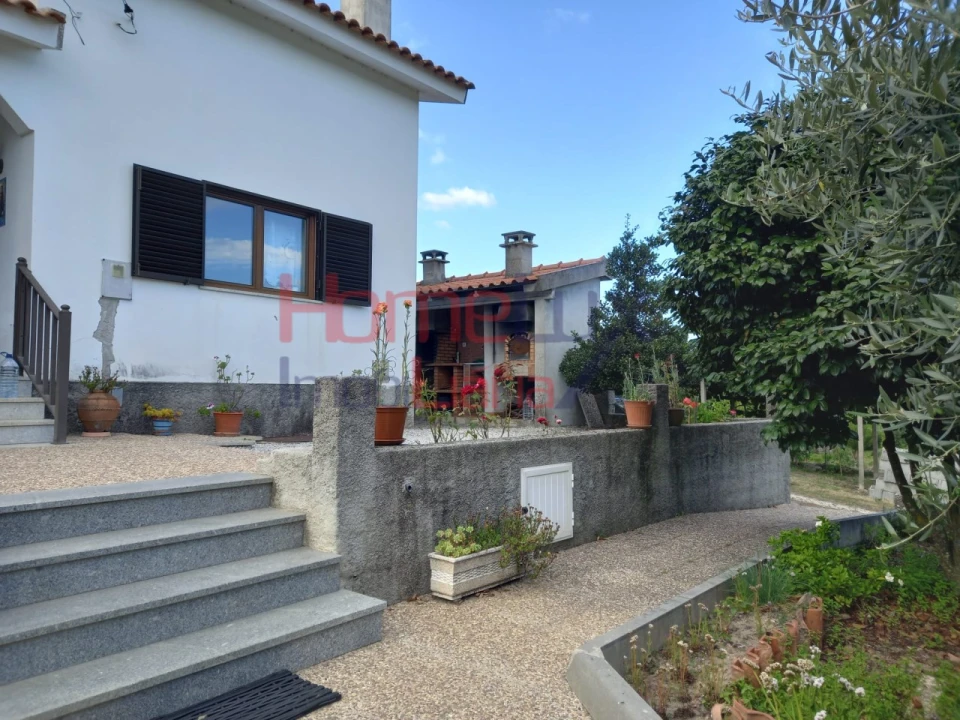 Quinta T4 para Venda em Midões Foto 25