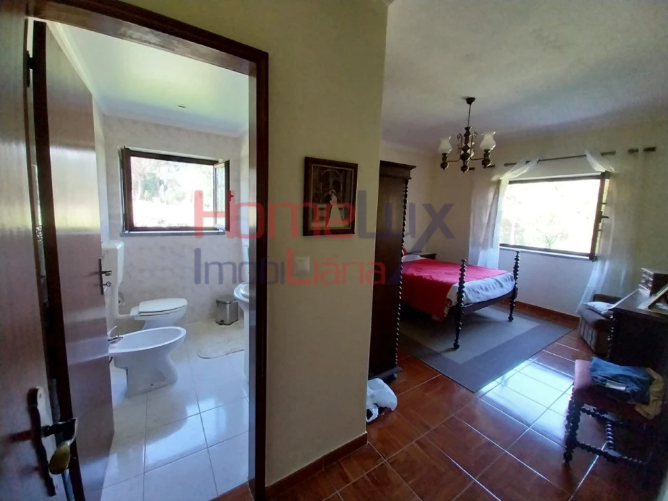 Quinta T4 para Venda em Midões Foto 44