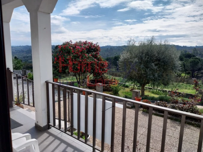 Quinta T4 para Venda em Midões Foto 30