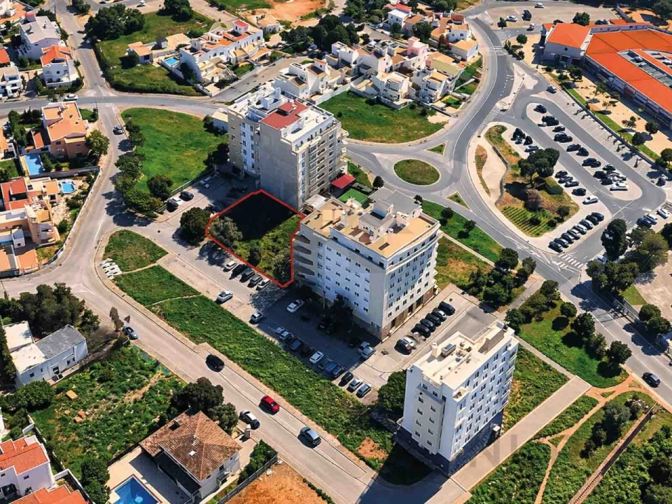 Terreno para Venda em Portimão Foto 3