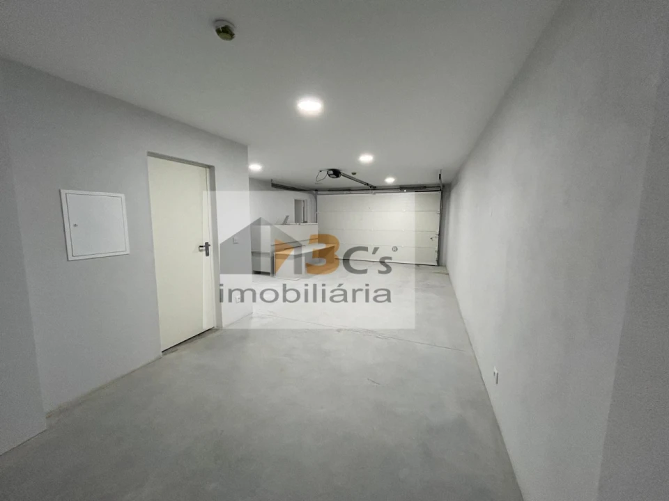 Moradia T3 para Venda em Cidade da Maia Foto 23