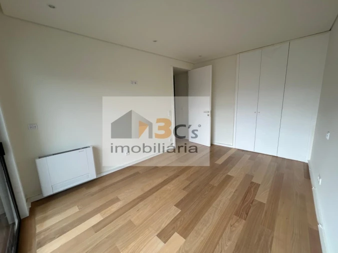 Moradia T3 para Venda em Cidade da Maia Foto 22