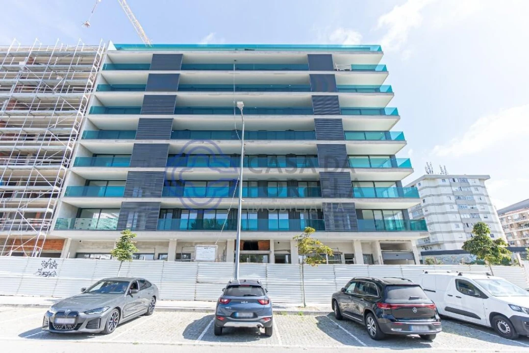 Apartamento T3 para Venda em Lordelo do Ouro e Massarelos Foto 1