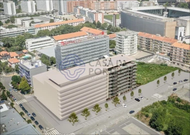 Apartamento T3 para Venda em Lordelo do Ouro e Massarelos