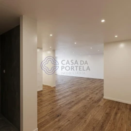 Apartamento T3 para Venda em Lordelo do Ouro e Massarelos