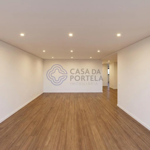 Apartamento T3 para Venda em Lordelo do Ouro e Massarelos Foto 9