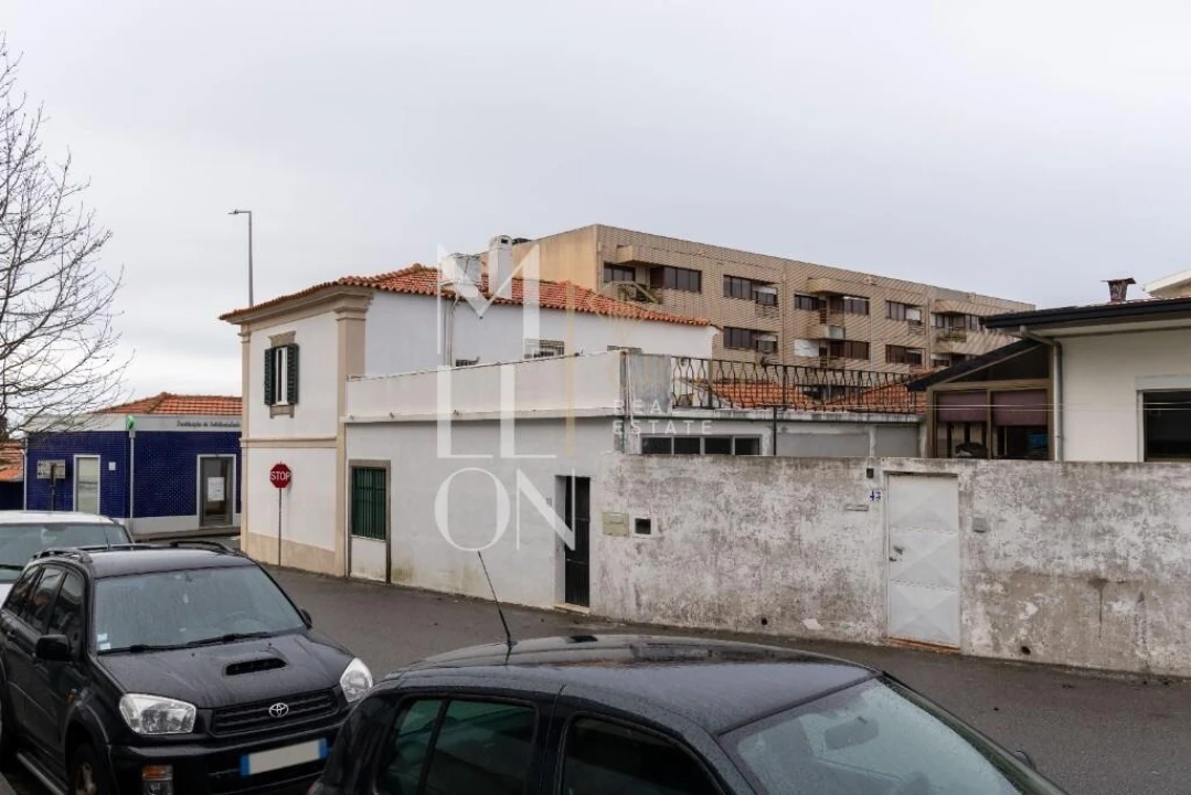 Prédio para Venda em Arcozelo Foto 21