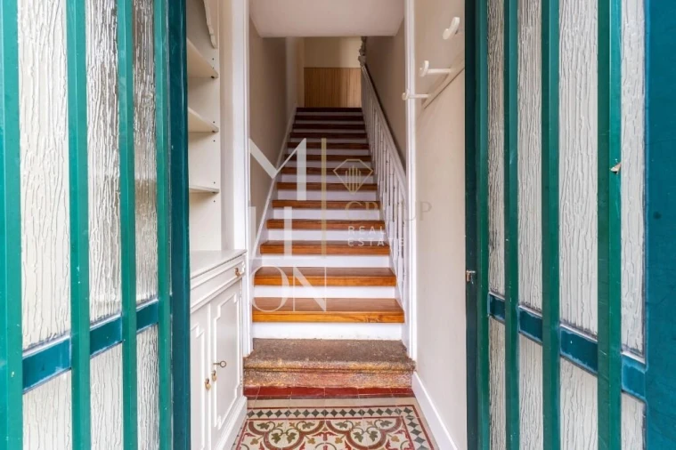 Prédio para Venda em Arcozelo Foto 2