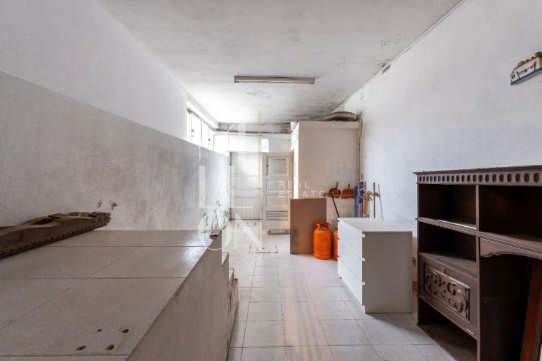 Prédio para Venda em Arcozelo Foto 22