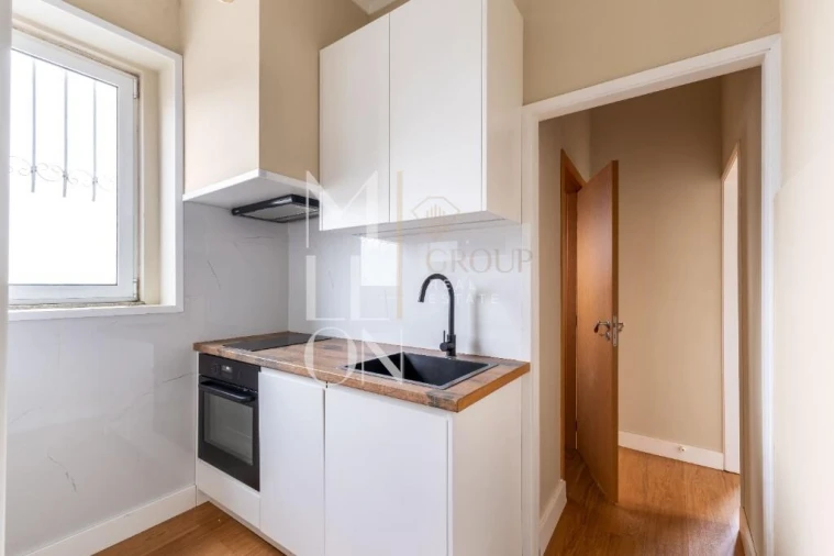 Prédio para Venda em Arcozelo Foto 9