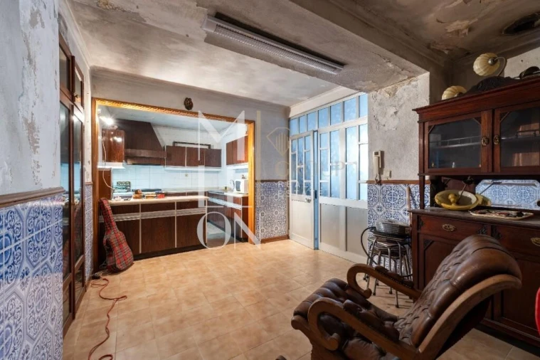 Prédio para Venda em Arcozelo Foto 24