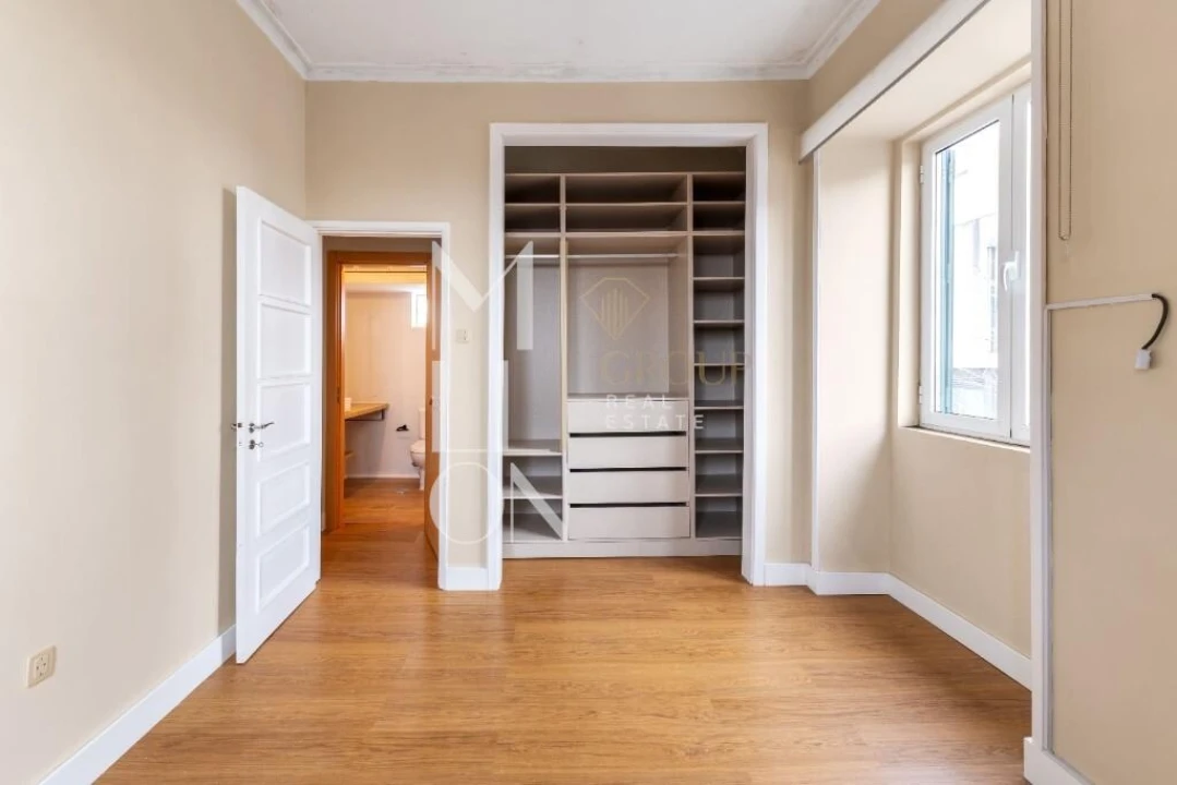 Prédio para Venda em Arcozelo Foto 11