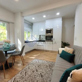 Apartamento T2 para Venda em Benfica