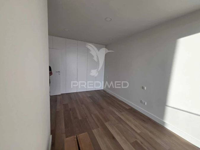 Moradia T4 para Venda em Aradas Foto 18