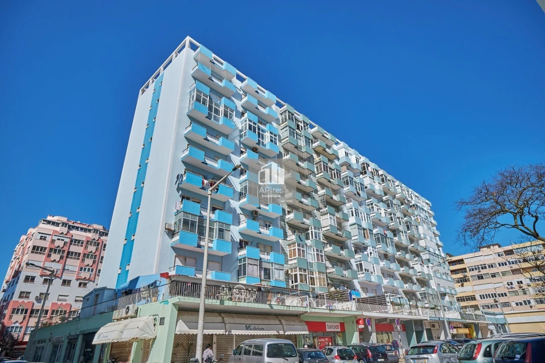 Apartamento T1 para Venda em Costa da Caparica Foto 35