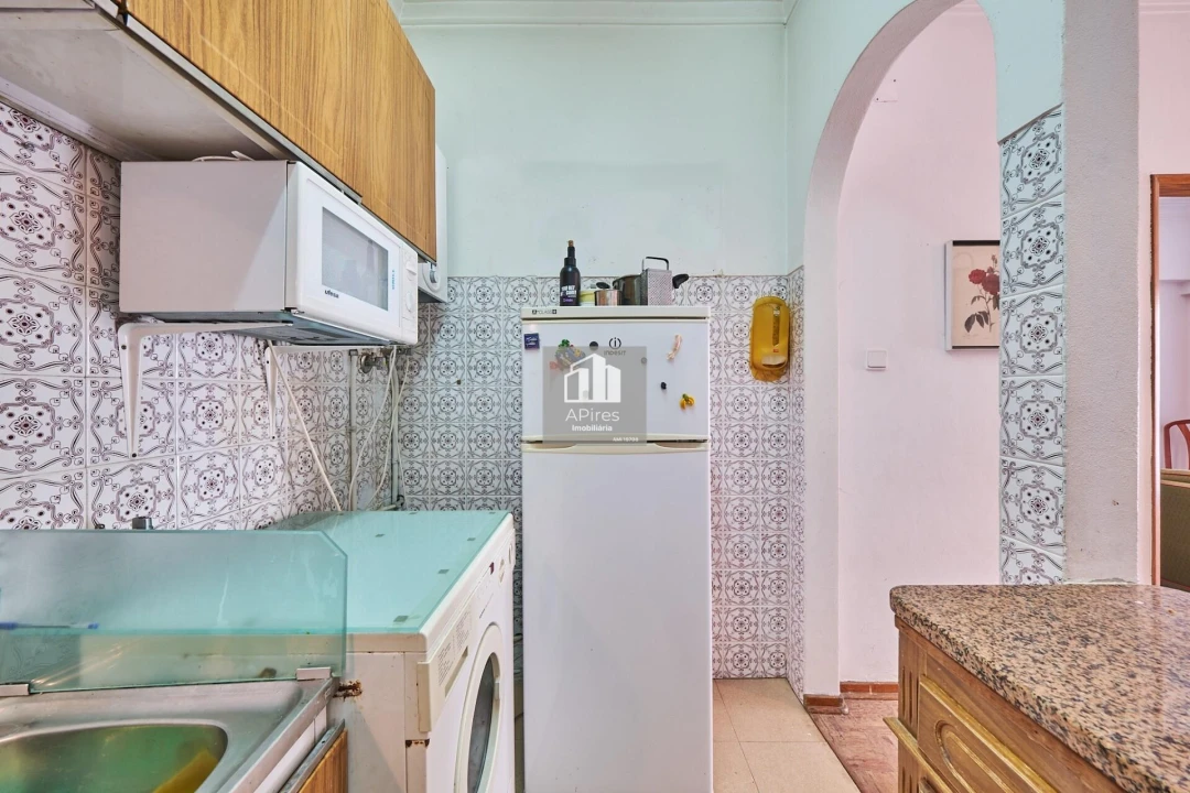 Apartamento T1 para Venda em Costa da Caparica Foto 15