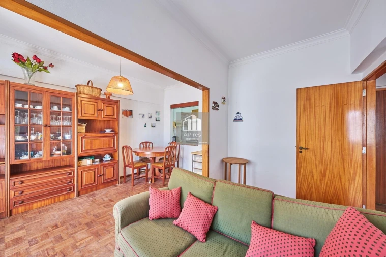 Apartamento T1 para Venda em Costa da Caparica Foto 11