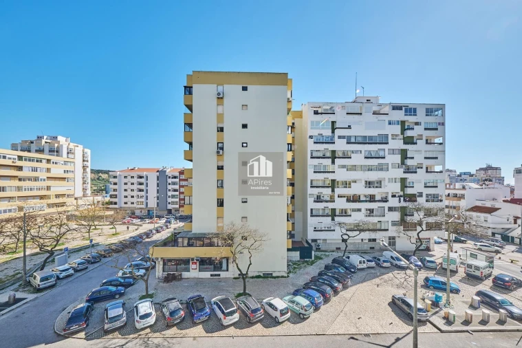 Apartamento T1 para Venda em Costa da Caparica Foto 26