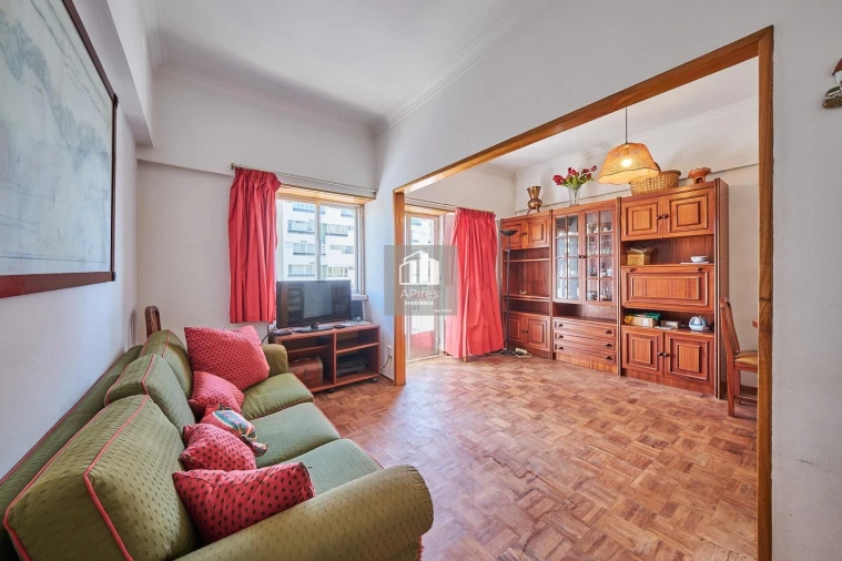 Apartamento T1 para Venda em Costa da Caparica Foto 1