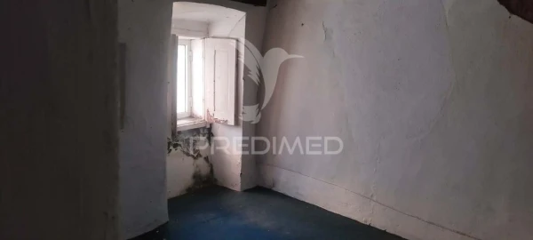 Moradia T2 para Venda em Santiago Maior