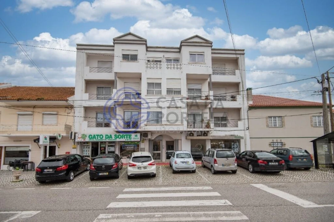 Apartamento T3 para Venda em Alfeizerão Foto 1