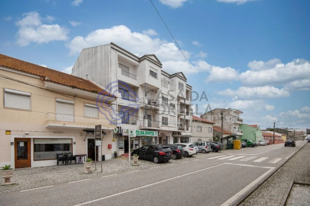 Apartamento T3 para Venda em Alfeizerão Foto 2