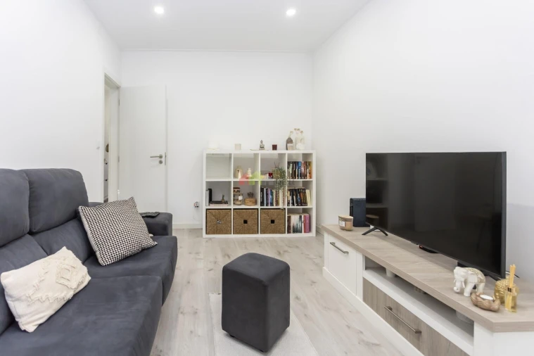 Apartamento T2 para Venda em Barreiro e Lavradio Foto 5