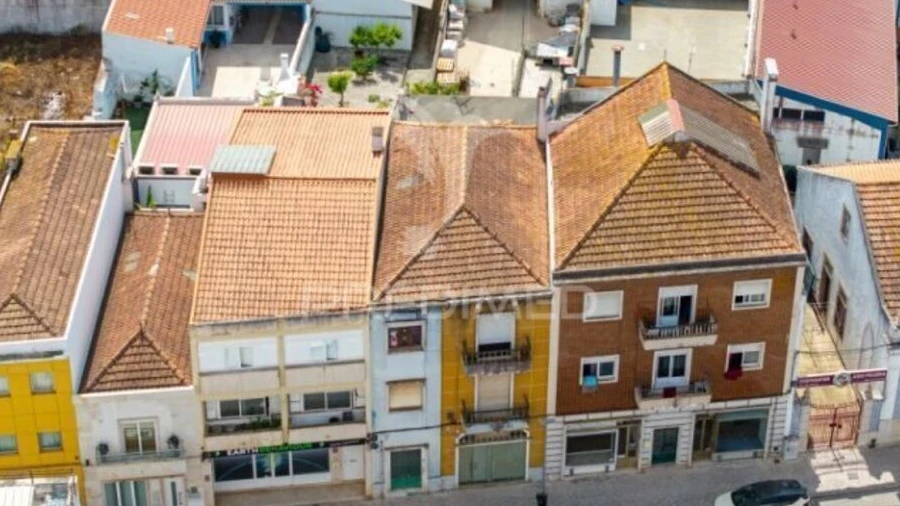 Prédio para Venda em Cartaxo e Vale da Pinta