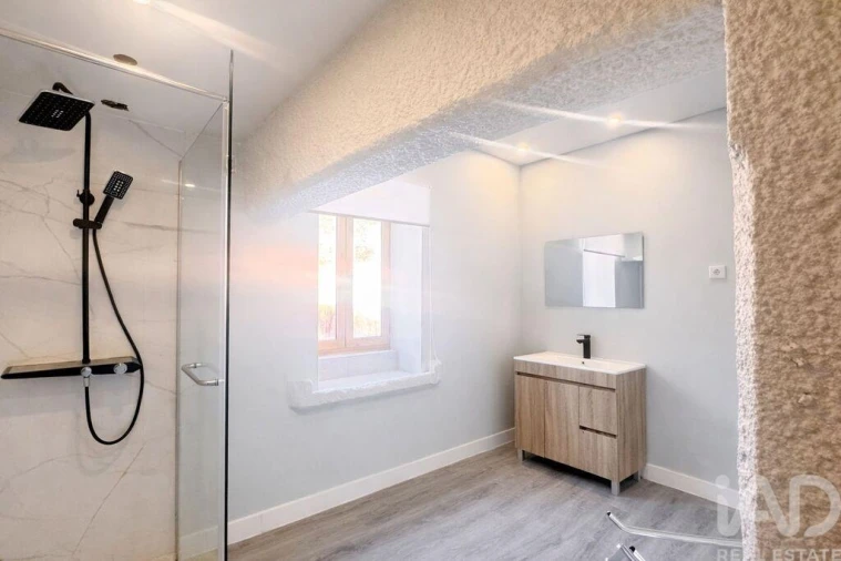 Moradia T3 para Venda em Outeiro Foto 22