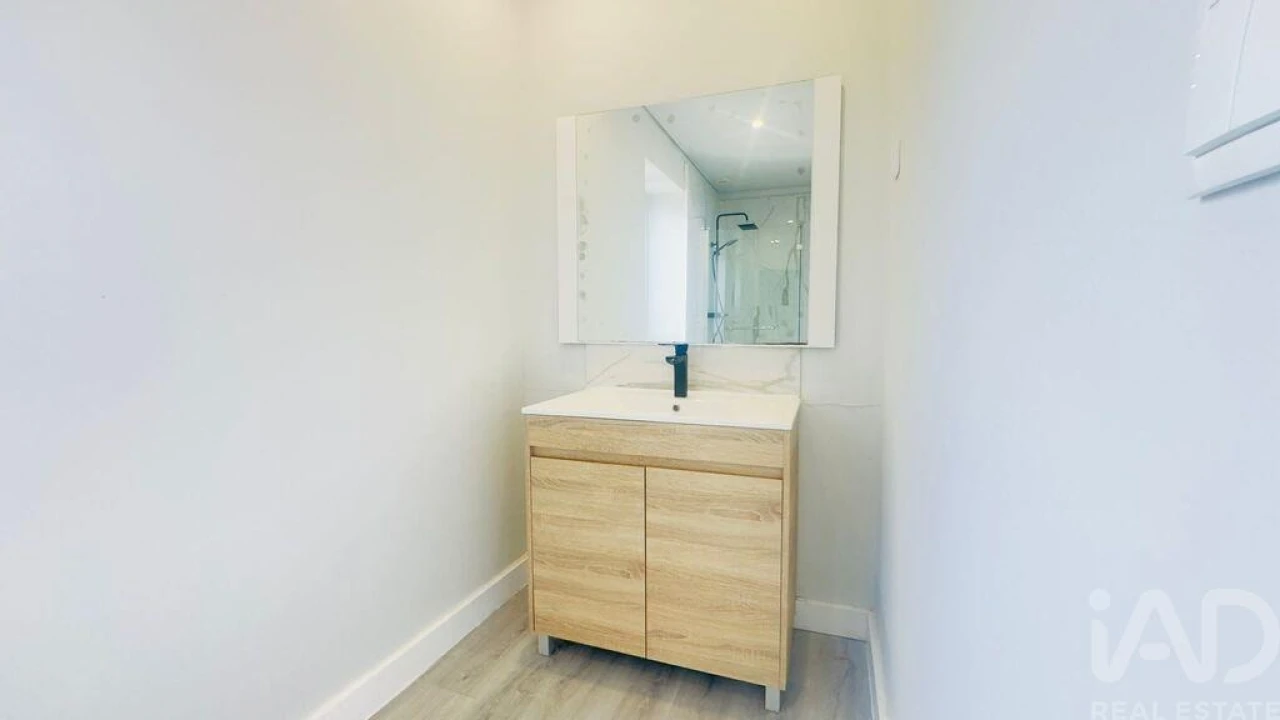 Moradia T3 para Venda em Outeiro Foto 17