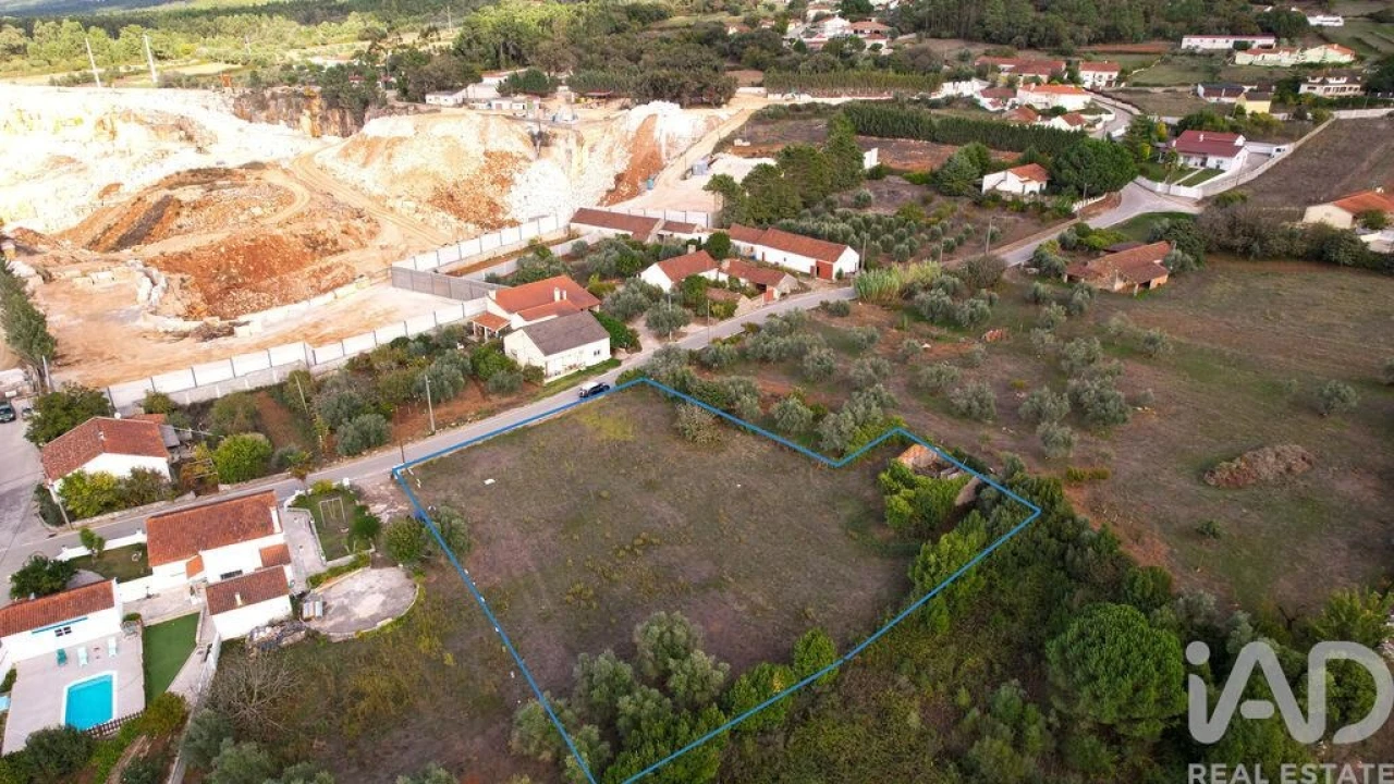 Terreno para Venda em Aljubarrota Foto 9