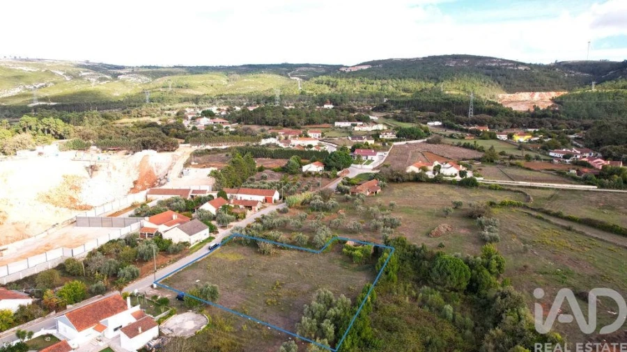 Terreno para Venda em Aljubarrota Foto 3