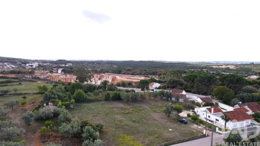 Terreno para Venda em Aljubarrota Foto 4