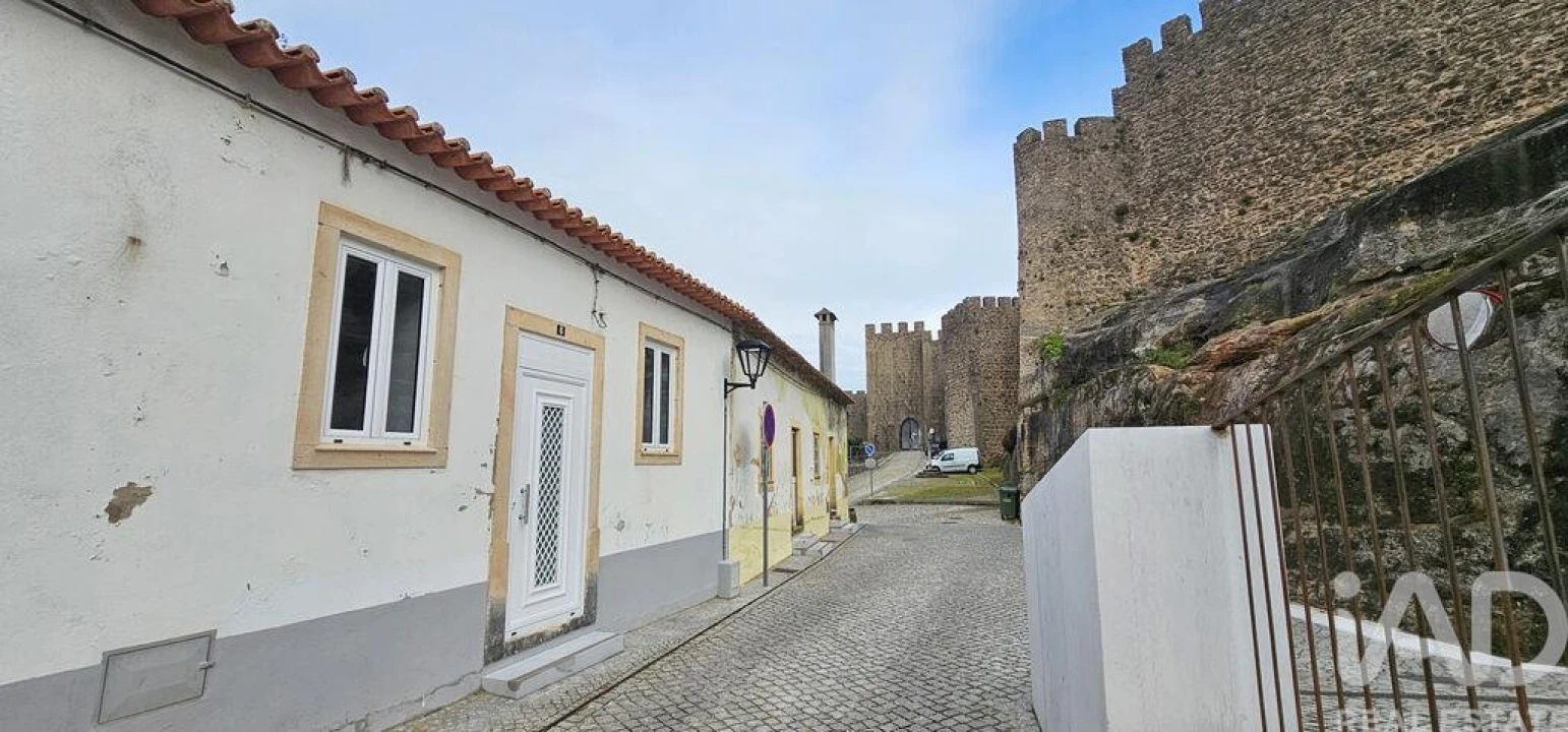 Moradia T3 para Arrendamento em São Miguel, Santa Eufémia e Rabaçal Foto 2