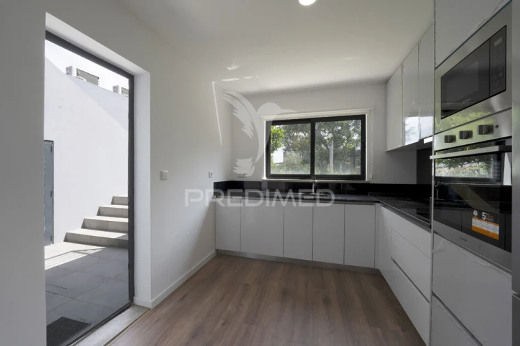 Moradia T2 para Venda em Custóias, Leça do Balio e Guifões Foto 7