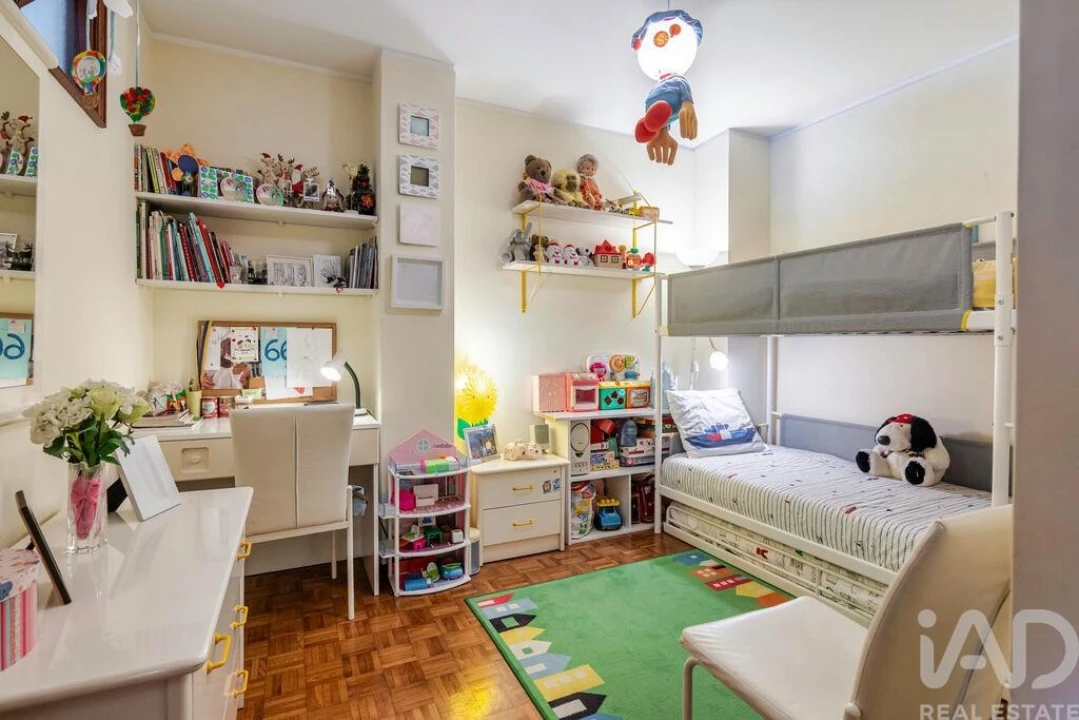Apartamento T5 para Venda em Mafamude e Vilar do Paraíso Foto 15