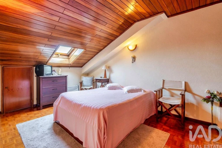 Apartamento T5 para Venda em Mafamude e Vilar do Paraíso Foto 30