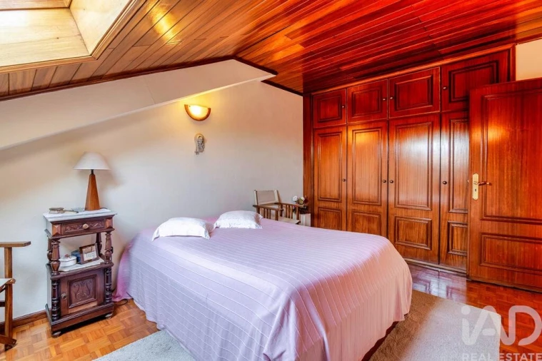 Apartamento T5 para Venda em Mafamude e Vilar do Paraíso Foto 31