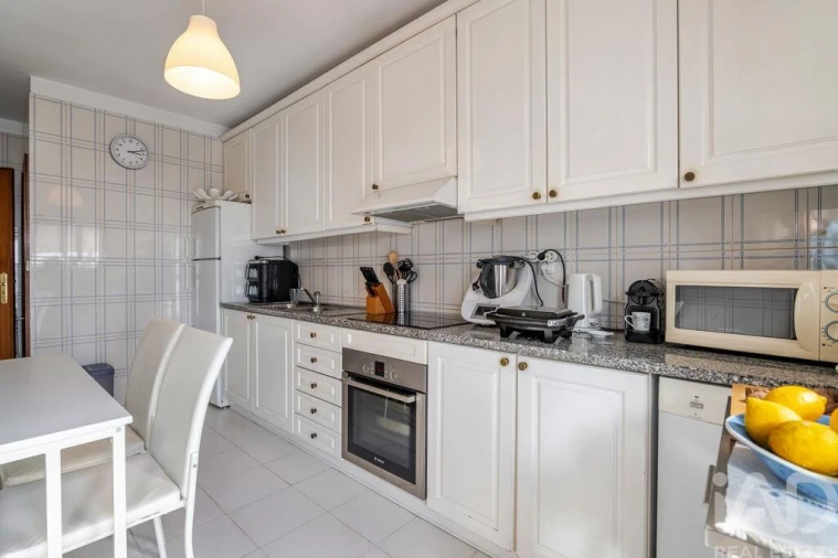 Apartamento T5 para Venda em Mafamude e Vilar do Paraíso Foto 9